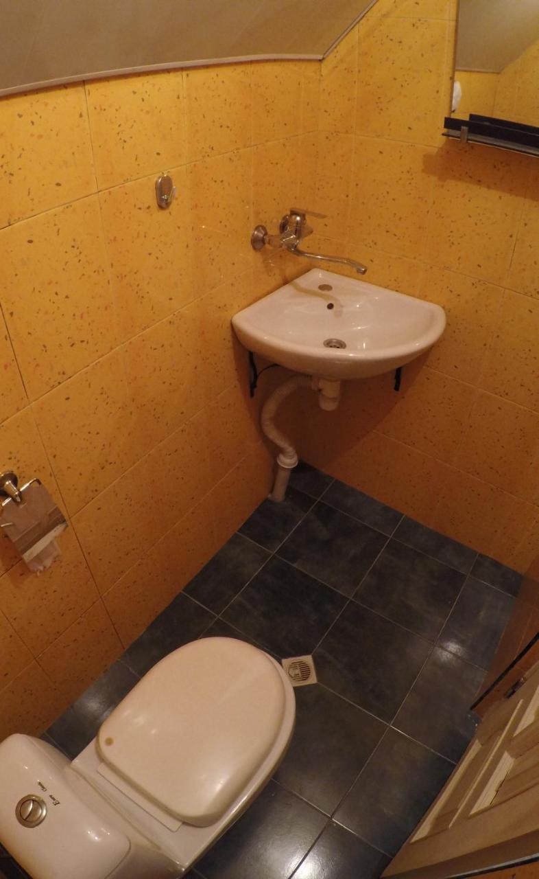 4BD Appartaments with cozy garden Tbilisi Zewnętrze zdjęcie